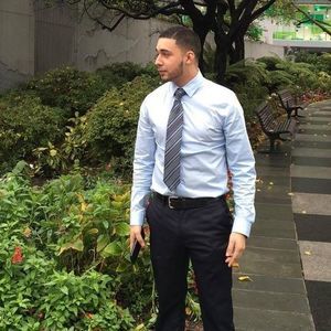 Meet your Posher, Efrain